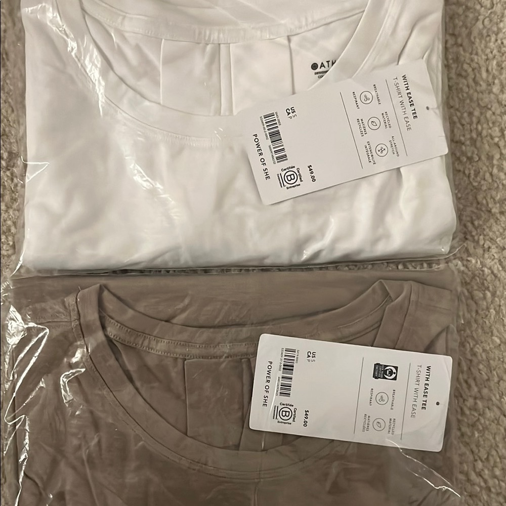 NWT Athleta With Ease Tee